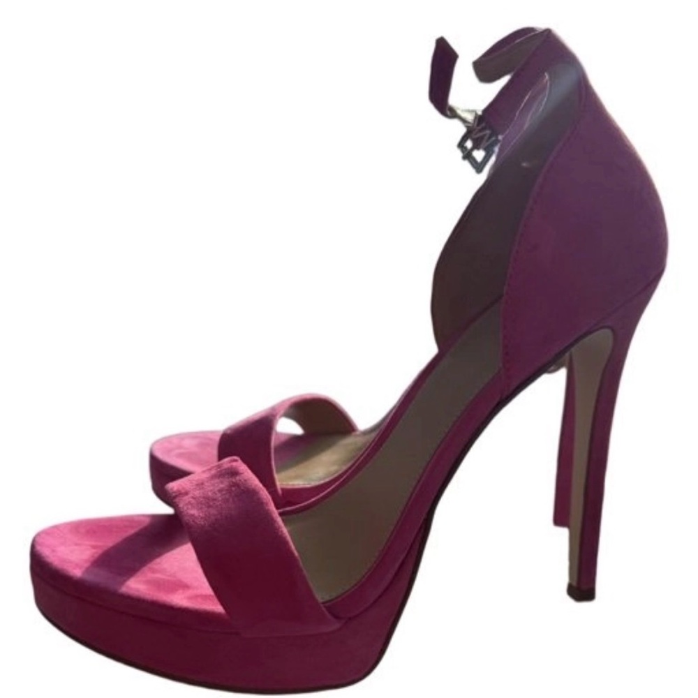 Michael Kors Fuchsia Heels